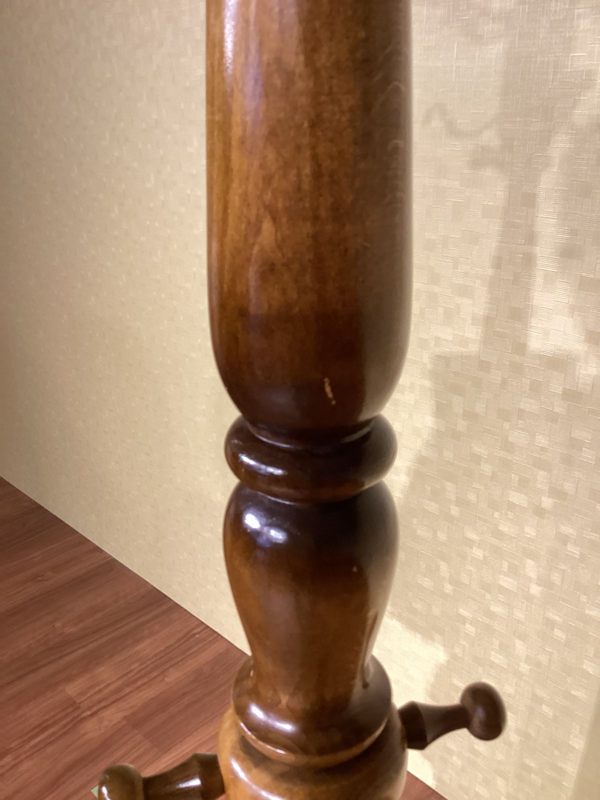 カリモク家具ポールスタンド|コートハンガー|ポールハンガー|ルームアクセサリー|インテリア雑貨|インテリアアクセサリー