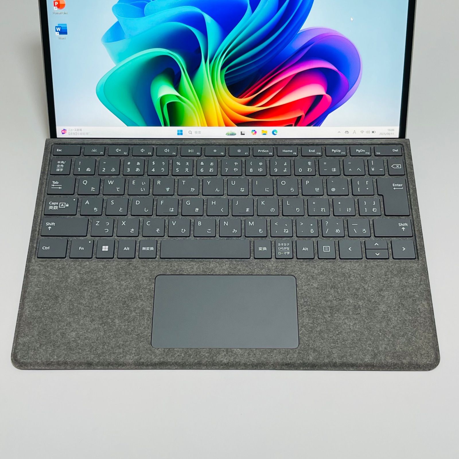 Windows11 Pro  MSoffice  メモリ16GB、SDD 1TB 6918lcd.jpg