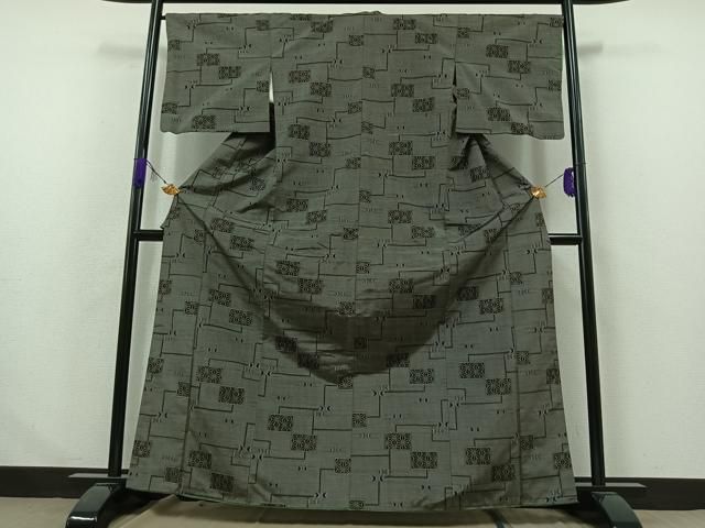 平和屋着物▽上質な紬　単衣　麻の葉文様　黒地　正絹　逸品　AAAY7268jh 平和屋着物□上質な紬 麻の葉文様 黒地 正絹 逸品 AABA5900jh - メルカリ