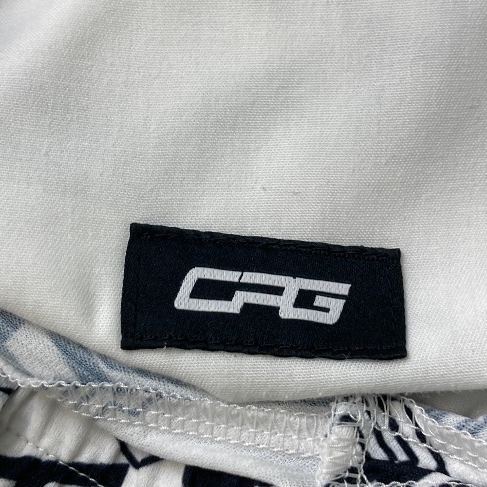 サイズ：4 CPG GOLF シーピージーゴルフ  ハーフパンツ パイル ロゴ総柄 ホワイト系 [240101453288] ゴルフウェア メンズ ストスト サイズ：4 CPG GOLF シーピージーゴルフ ハーフパンツ パイル