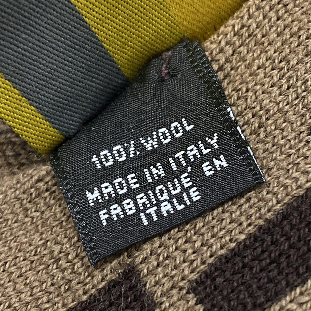 FENDI フェンディ ズッカ柄 ウールマフラー ブラウン系【中古