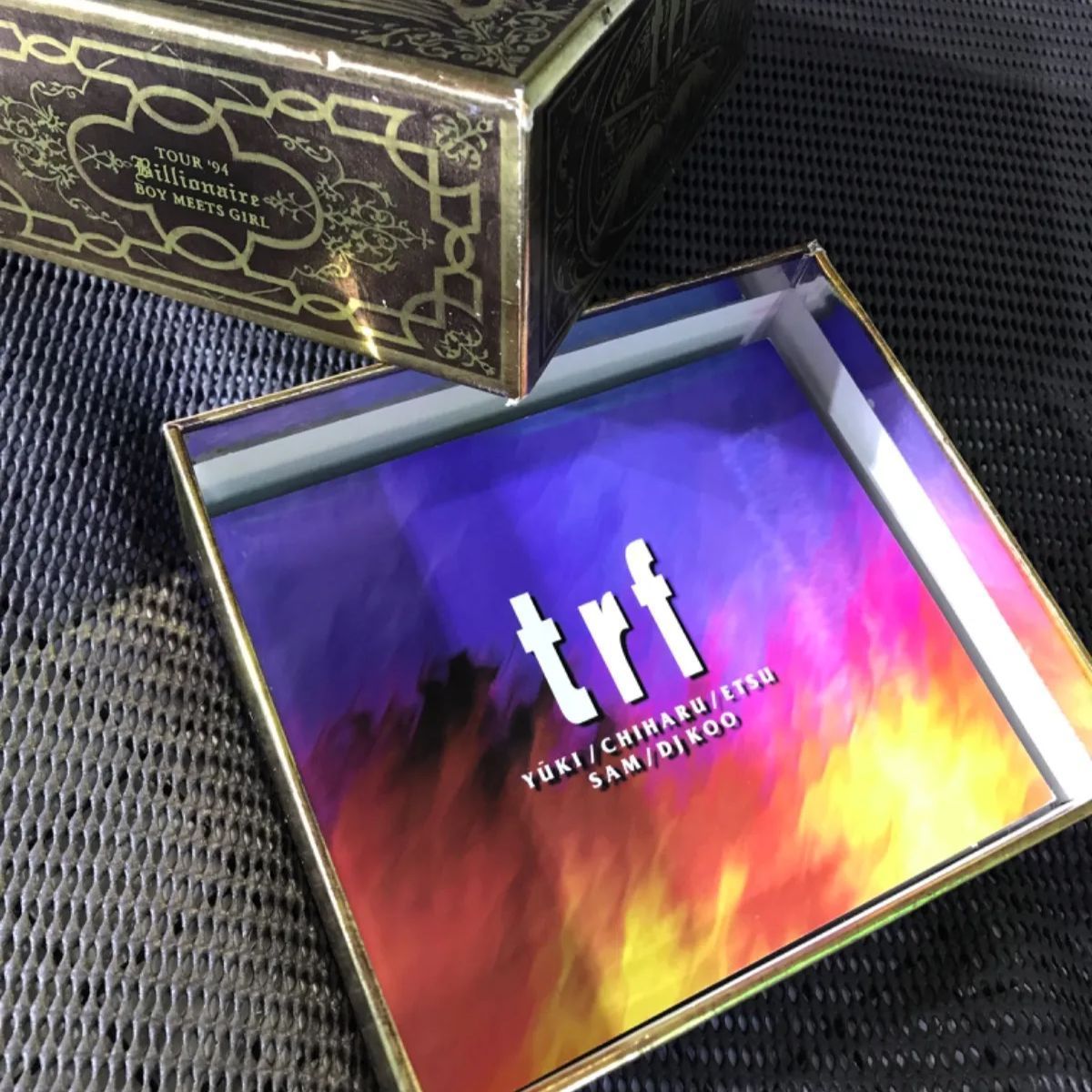 【新品】trf THE LIVE3　限定セット trf プレミアムゴールド BOX「THE LIVE」CD3枚組 【初回限定盤