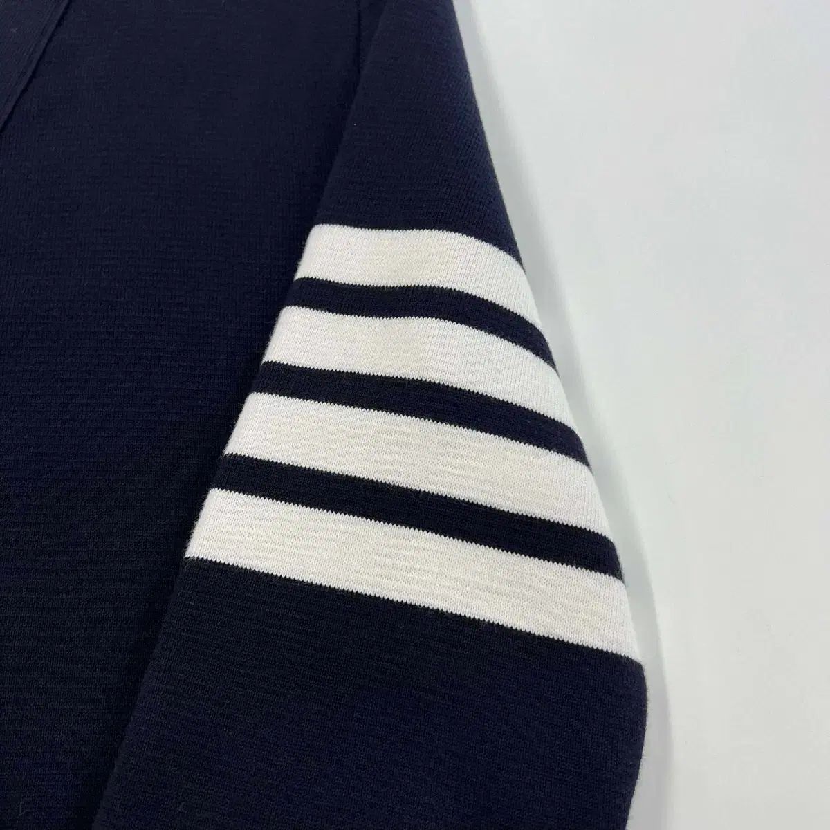 トムブラウン　カーディガン　サイズ2 楽天市場】thom browne（カーディガン｜トップス）：メンズ