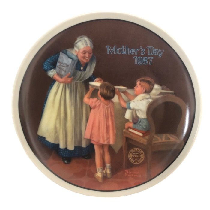 Norman Rockwell ノーマン ロックウェル コレクタープレート 飾り皿 絵皿 Grandma's Surprise インテリア 陶器 ユニセックス 【中古】