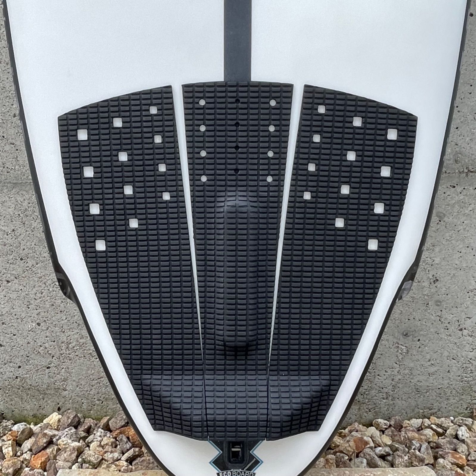 送料無料 FIREWIRE ファイヤーワイヤー 5'6 サーフボード 27.1L