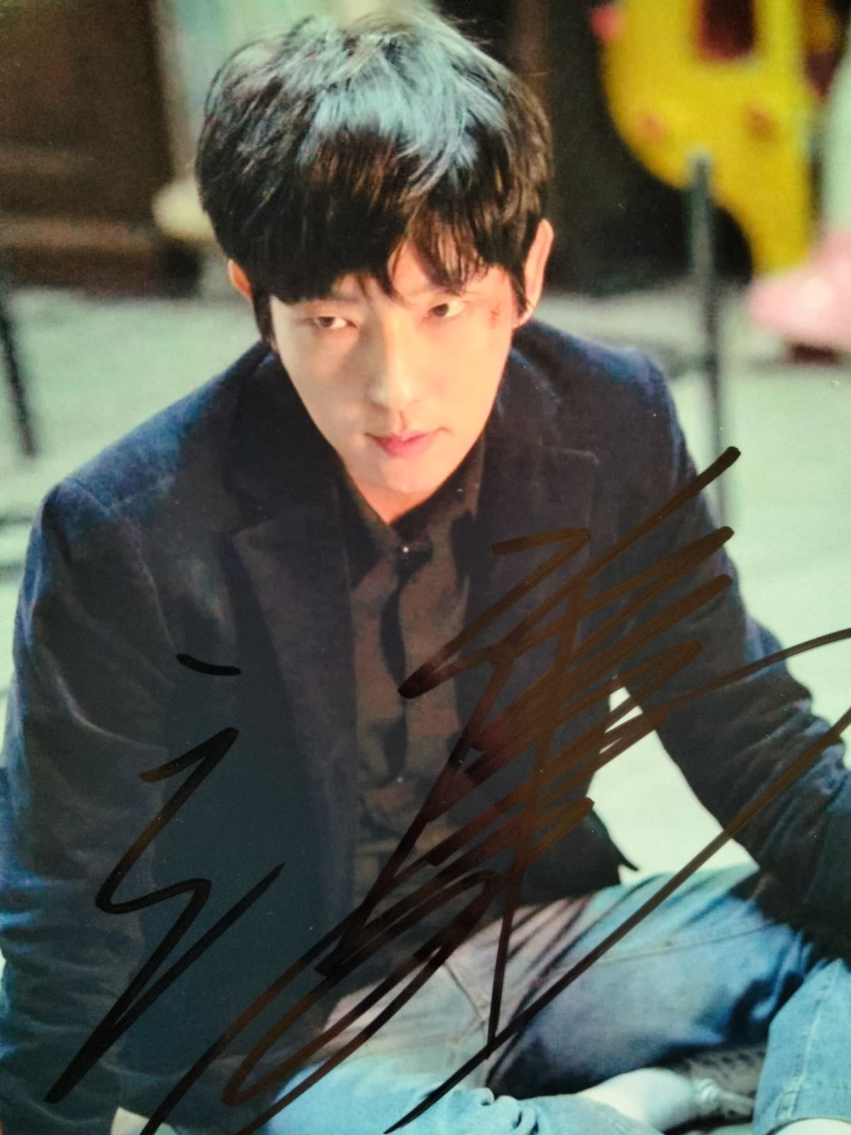 映画関連グッズ イ・ジュンギ直筆サイン入り2Lサイズ写真…Lee Joon-gi…麗…