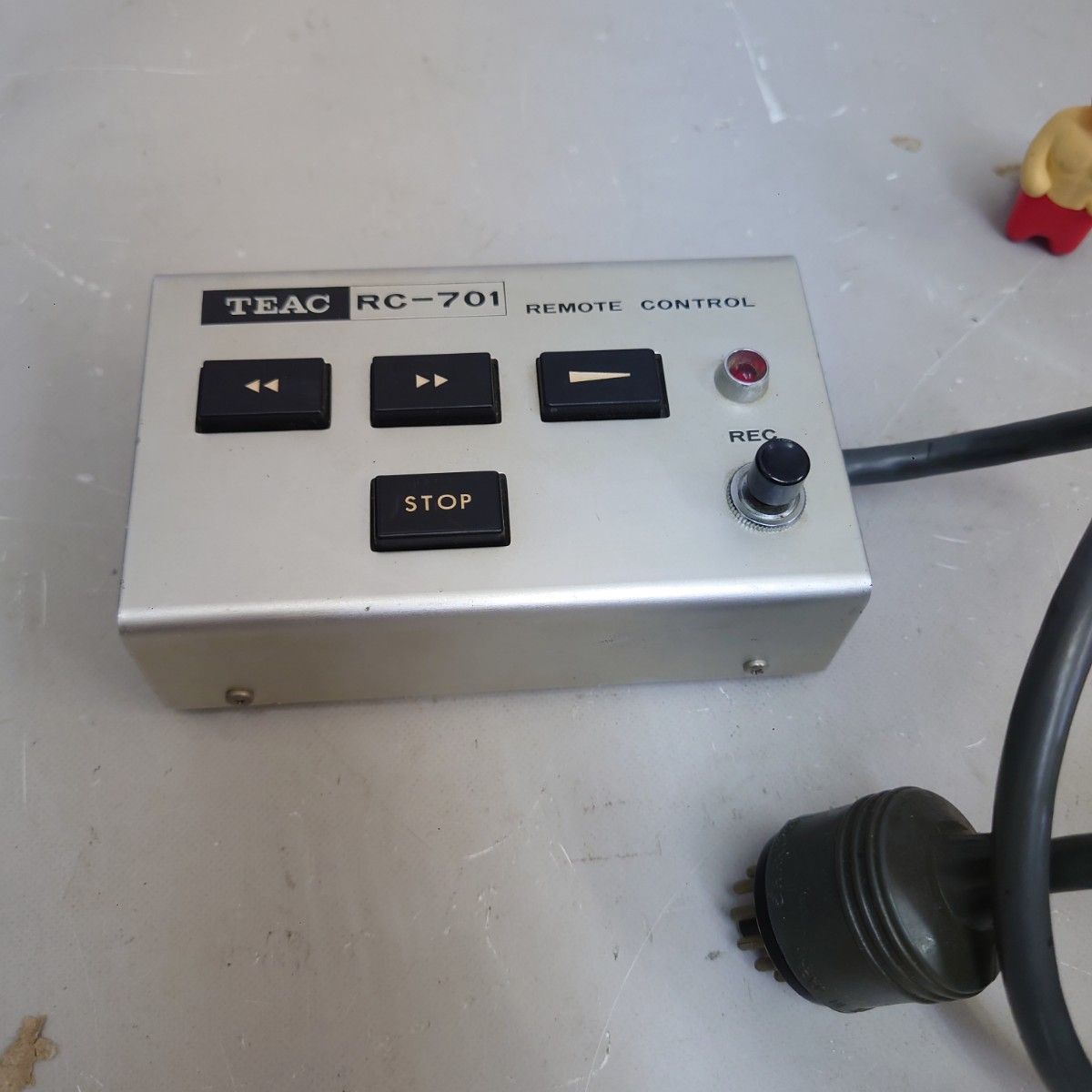 動作品 TEAC RC-701 テアック リモートコントロールユニット z-2229 WWW_TRAVELLANDINDIA_COM