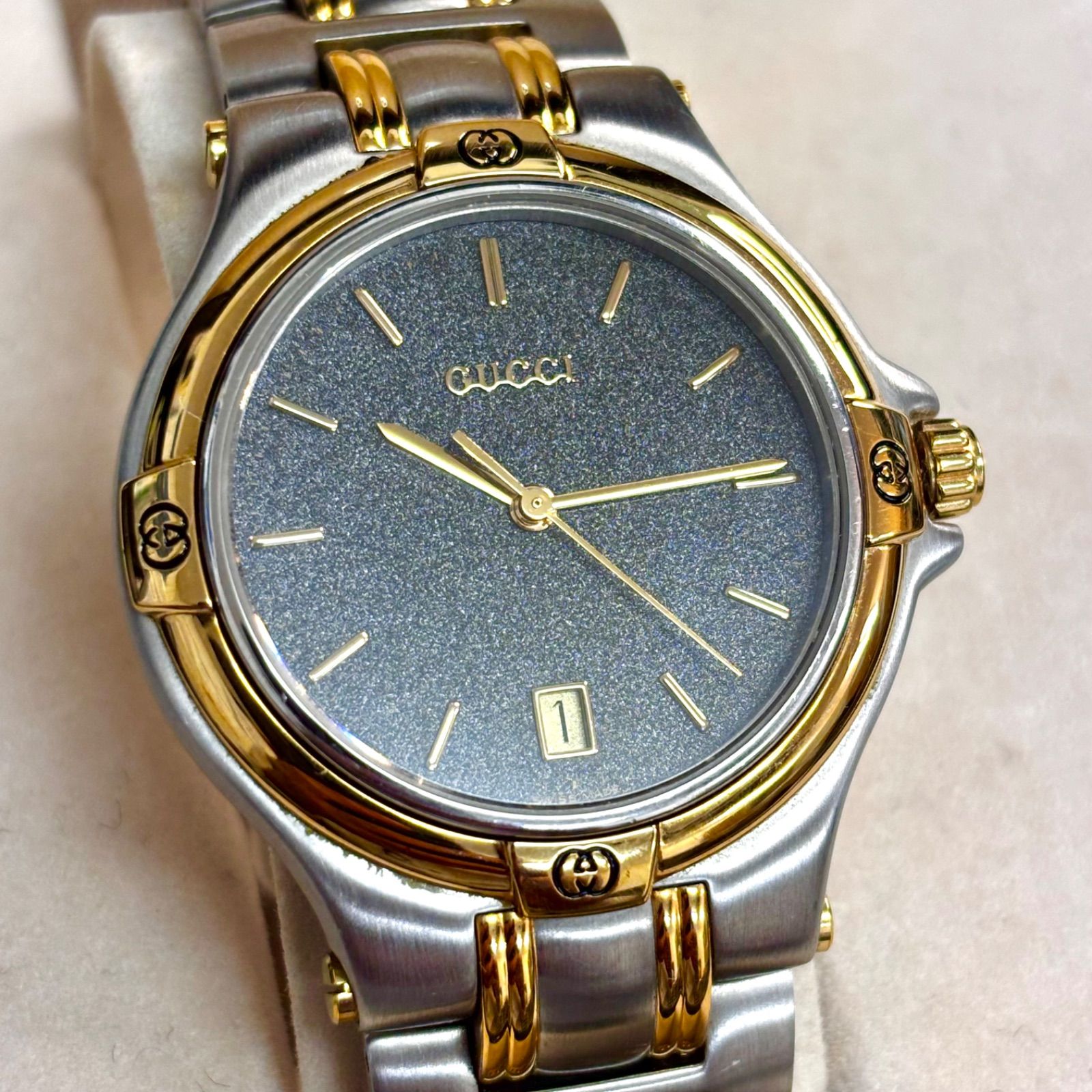 H様　GUCCI ゴールド/シルバー 稼働中 電池交換済 美品 9040M H様 GUCCI ゴールド/シルバー 稼働中 電池交換済 美品 9040M