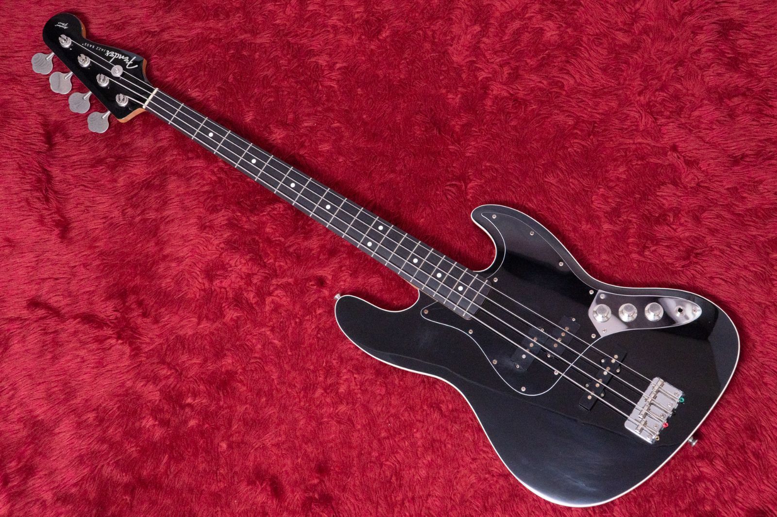 Bass BLK