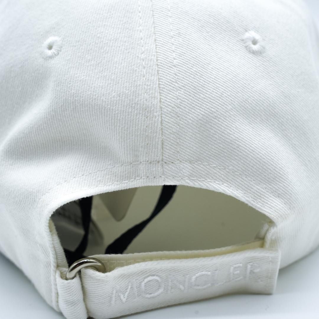 ベースボールキャップ