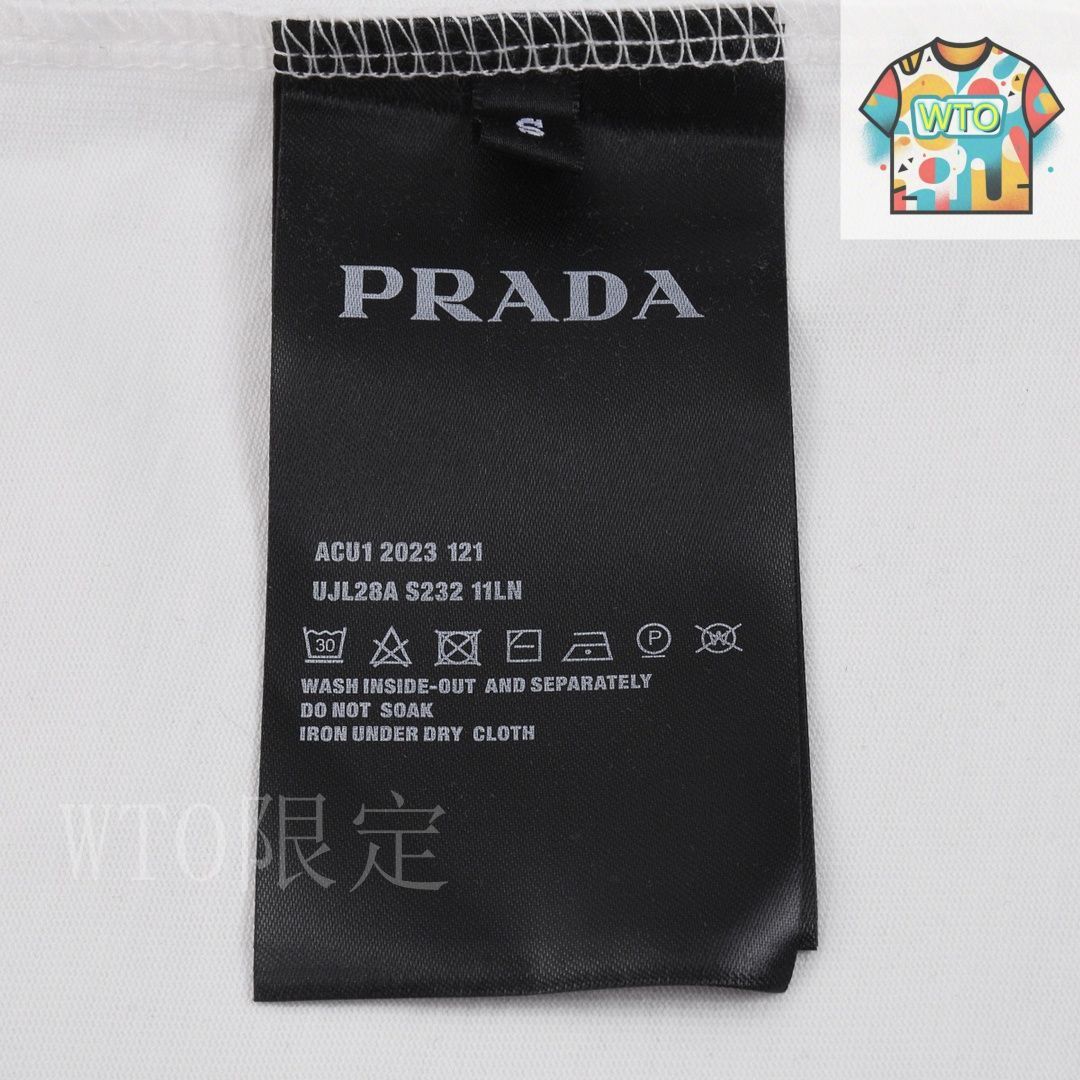 カガミクリスタル　色被せ　黄色　花瓶×1　各務クリスタル　重さ約2.2kg カガミクリスタル 色被せ 黄色 花瓶×1 各務クリスタル 重さ約2.2kg