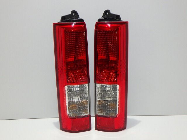 コーティング加工済 DA64W エヴリィ スクラム テールレンズ左右 35603-68H1 250513040