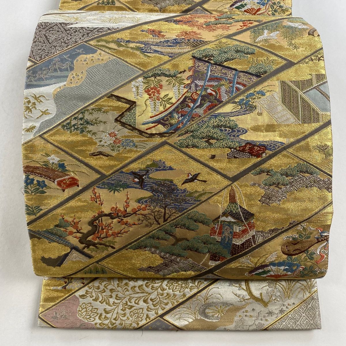 袋帯 美品 名品 玉庭至宝紋 金糸 箔 金色 六通 正絹 【中古