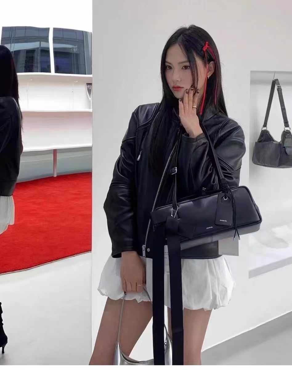 Bag ·