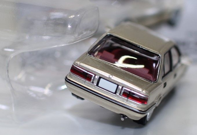 USED トミカリミテッドヴィンテージ ネオ 1/64 LV-N08c トヨタ