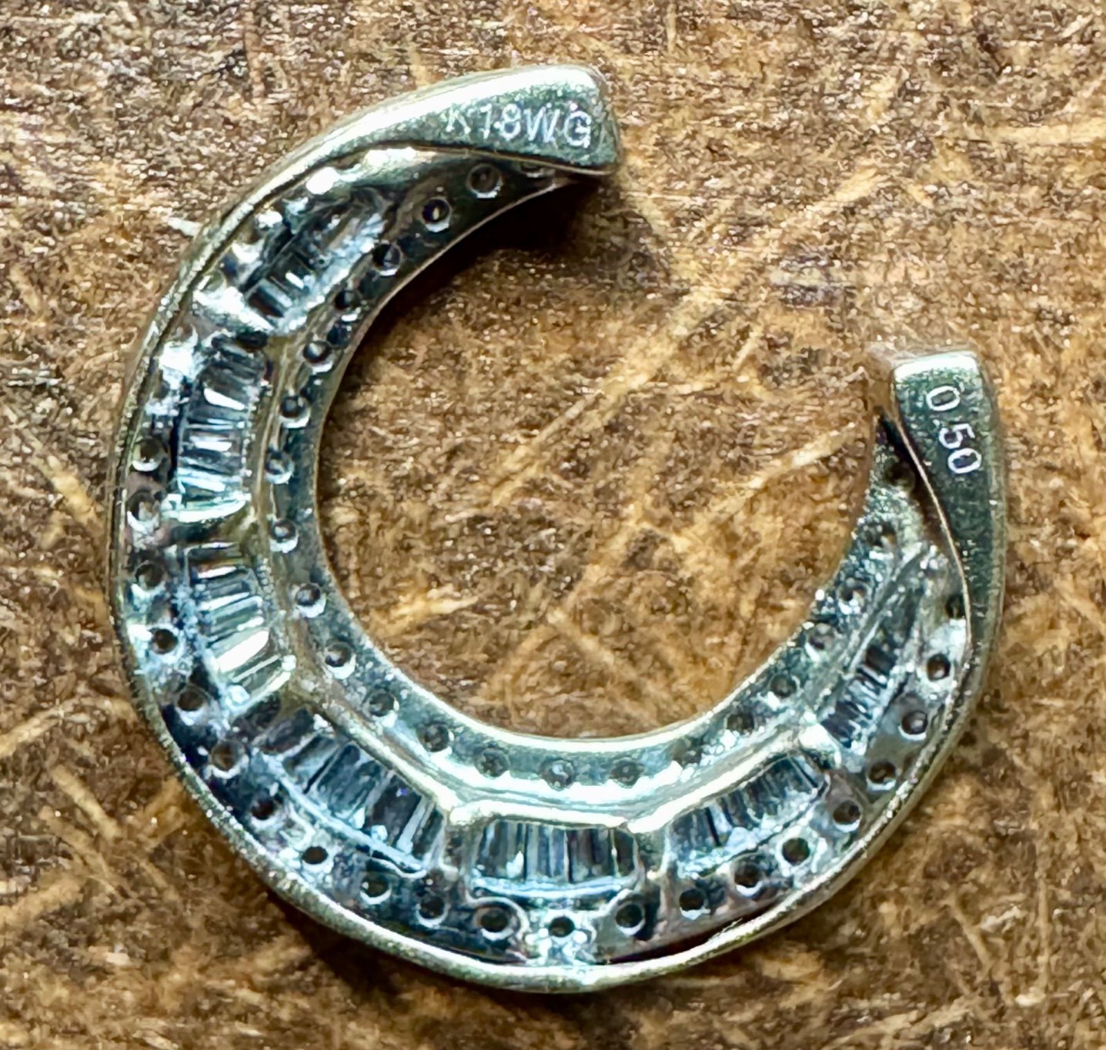 K18WG*馬蹄モチーフ*ダイヤモンドチャーム*0.5ct*トップ*ホース
