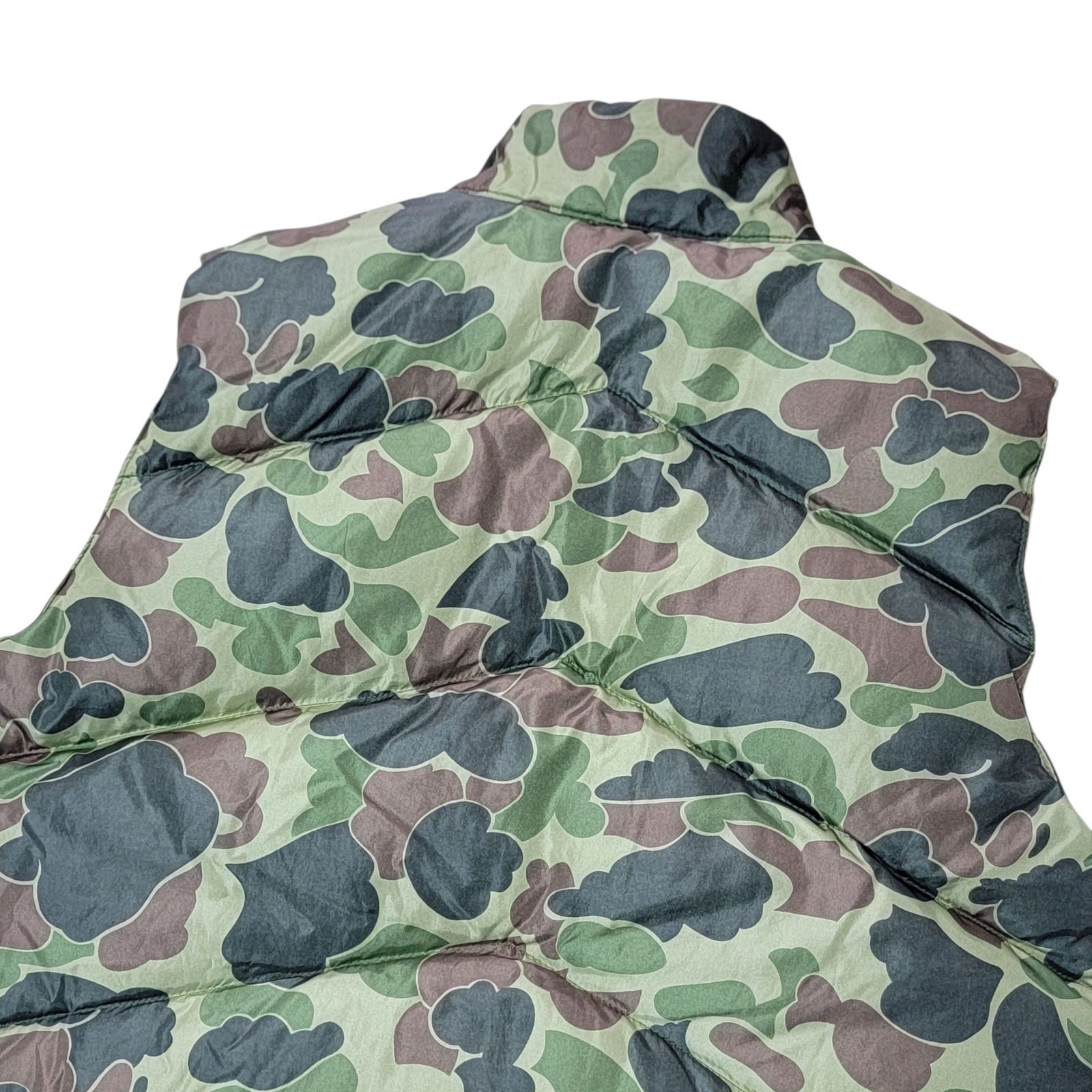 グースダウンベスト