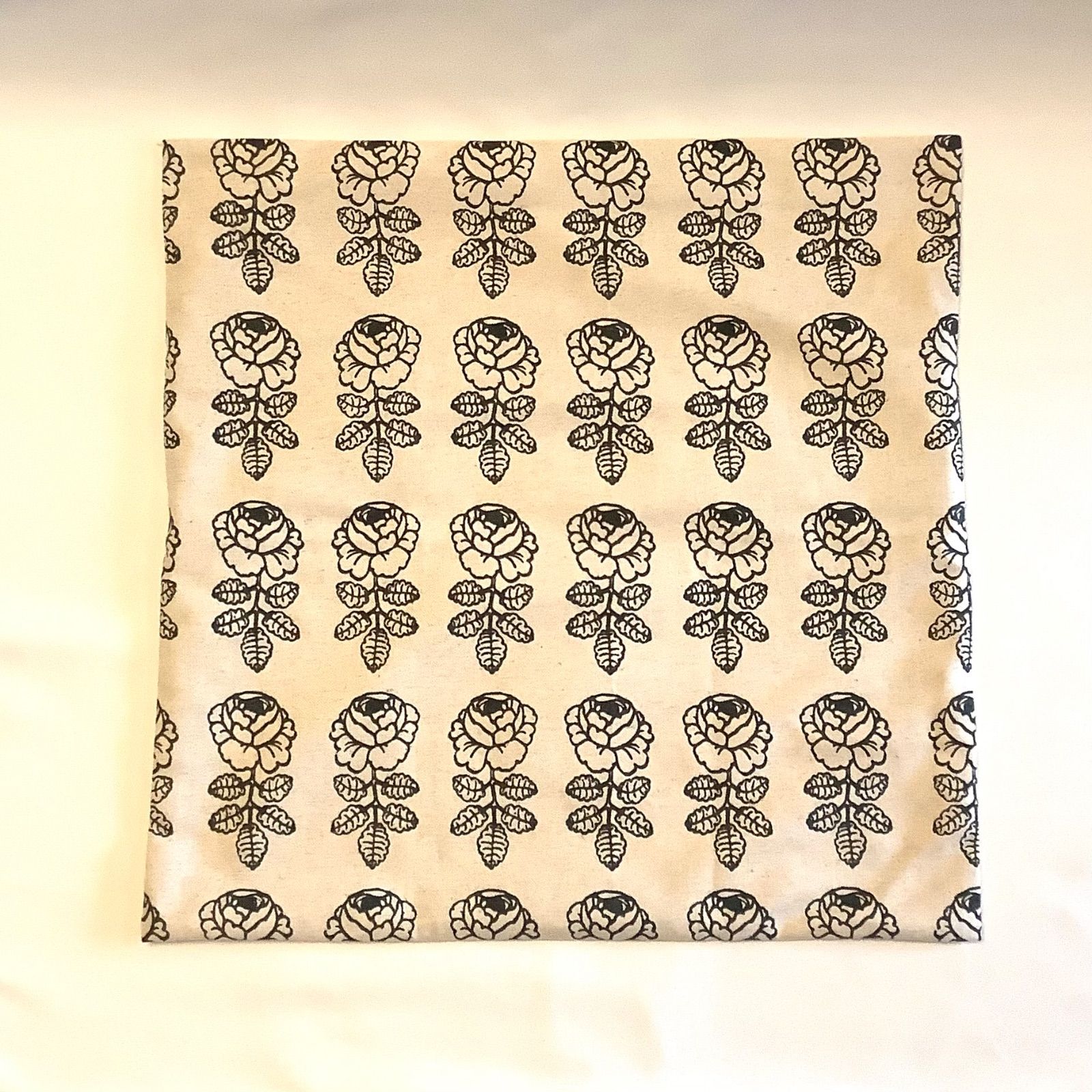 marimekko ハンドメイド “VIHKIRUUSU