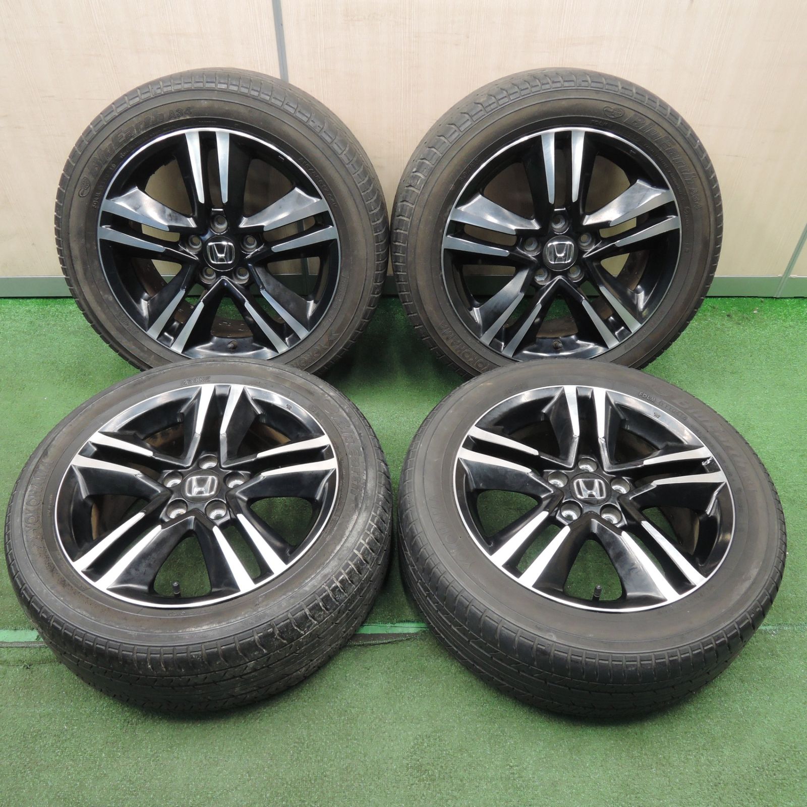 送料無料* 4本価格☆ホンダ オデッセイ 純正 215/55R17 ヨコハマ 