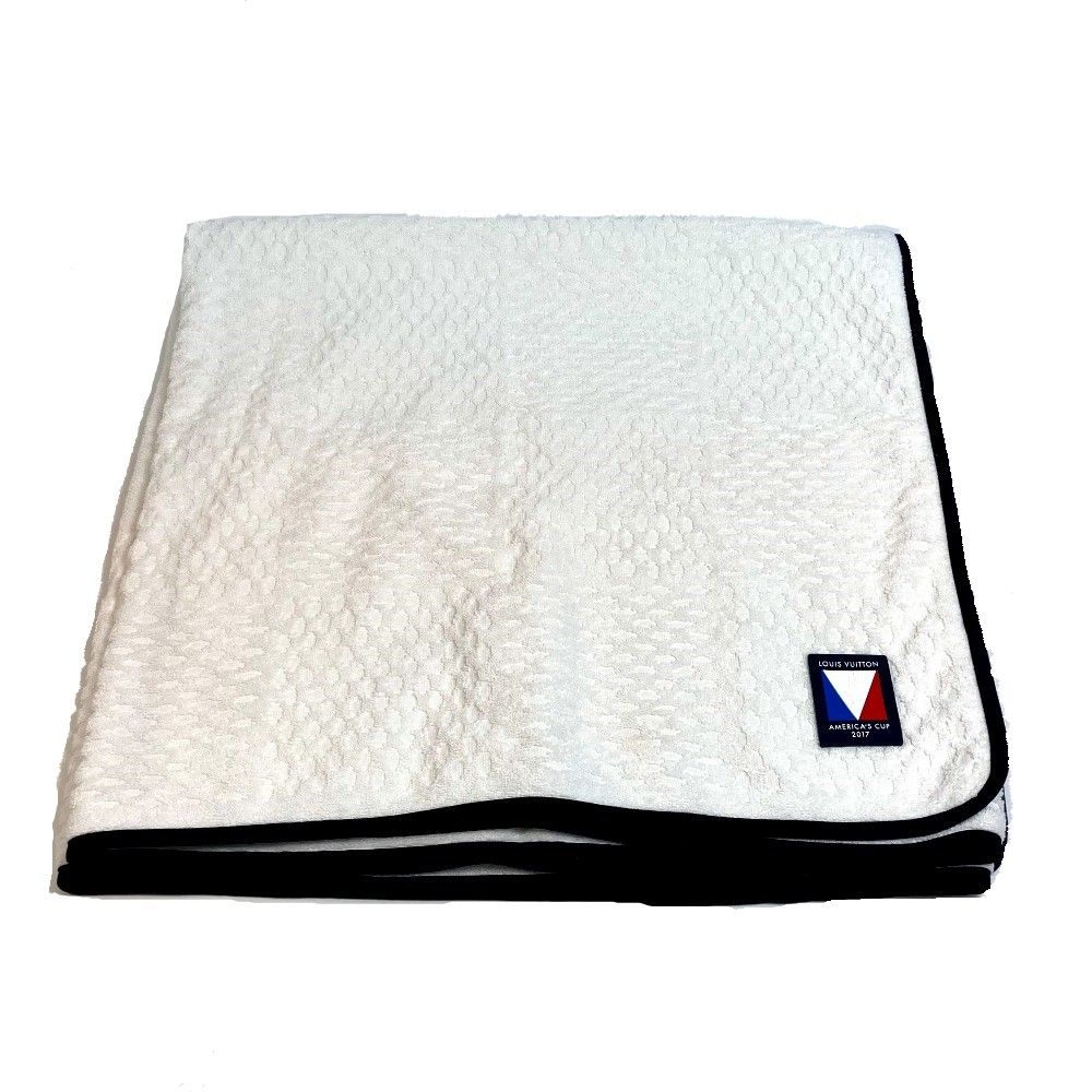 美品 CELINE セリーヌ Cマカダム 文字ロゴ トリオンフ バスタオル2枚