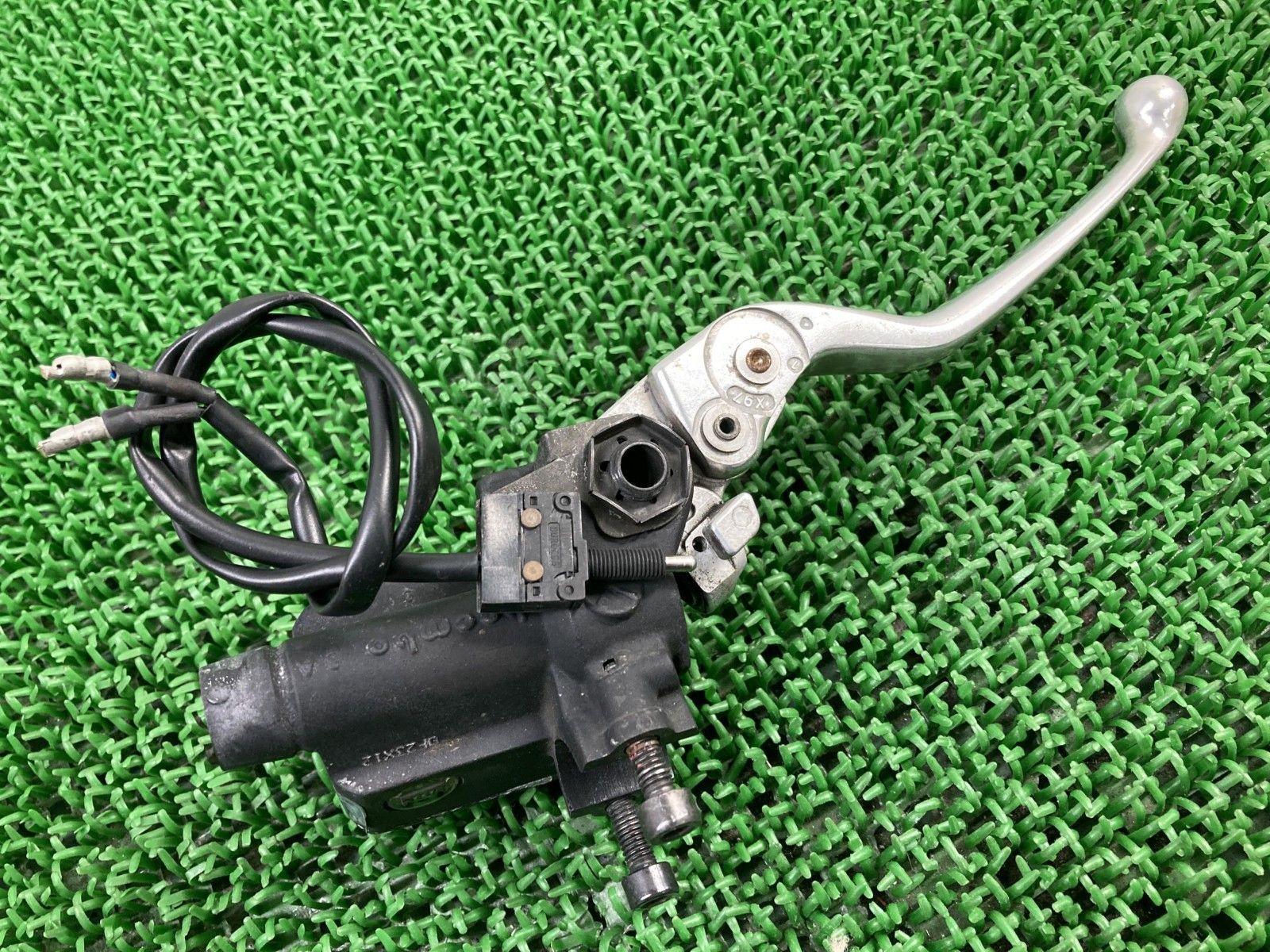 M796 クラッチマスター 4668 ドゥカティ 純正 バイク 部品 モンスター