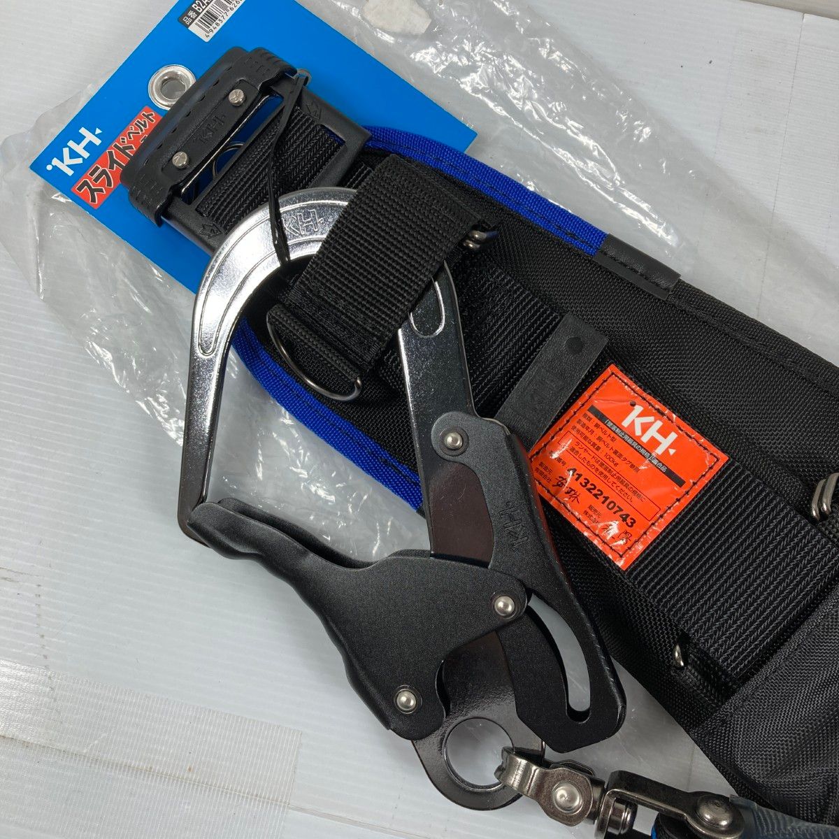 B2AKMJDWB ブラック