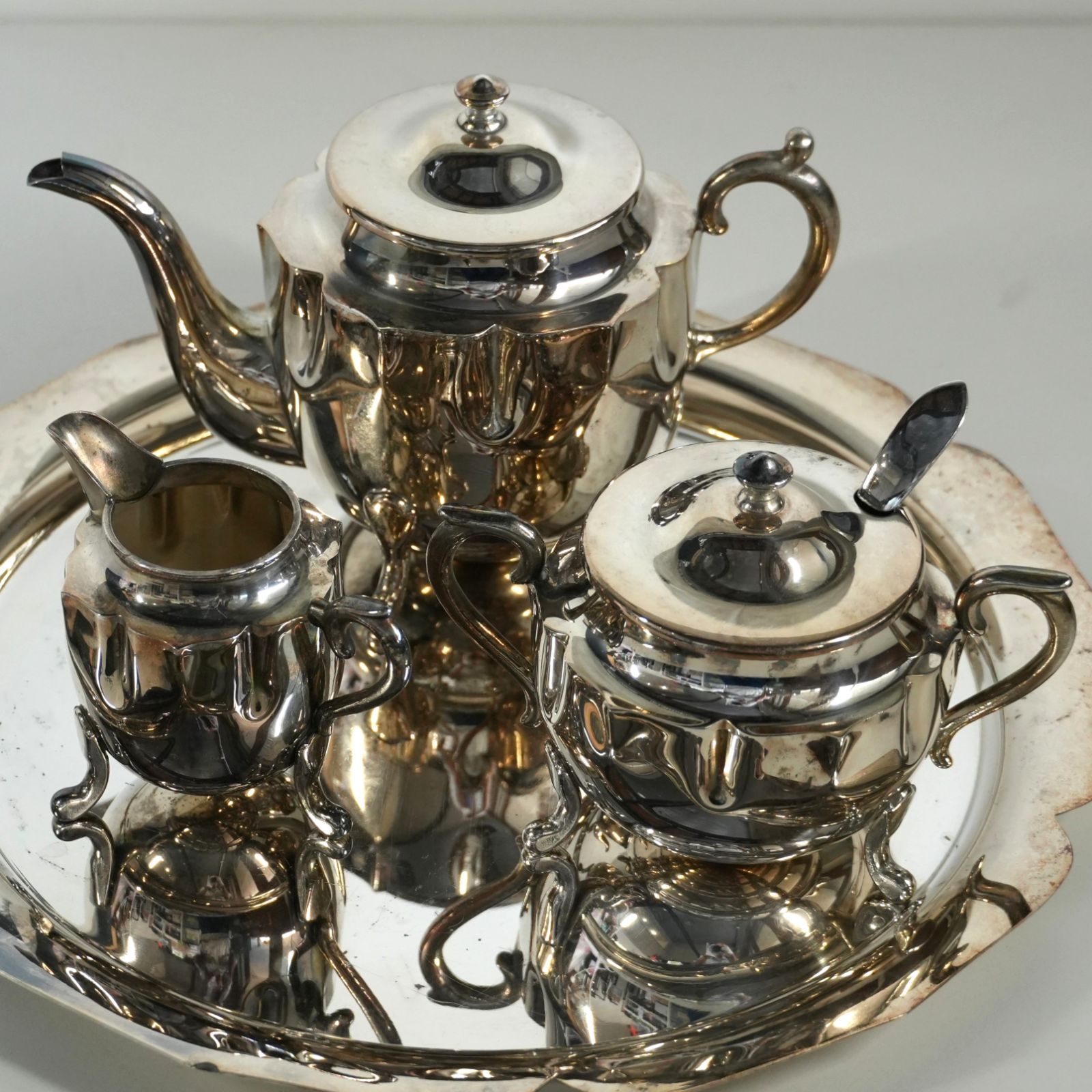 IM AZCO TOKYO シルバープレート ティーサーバ ティーセット ５点セット ティーポット クリーマー シュガーポット シュガースプーン トレイ 昭和レトロ