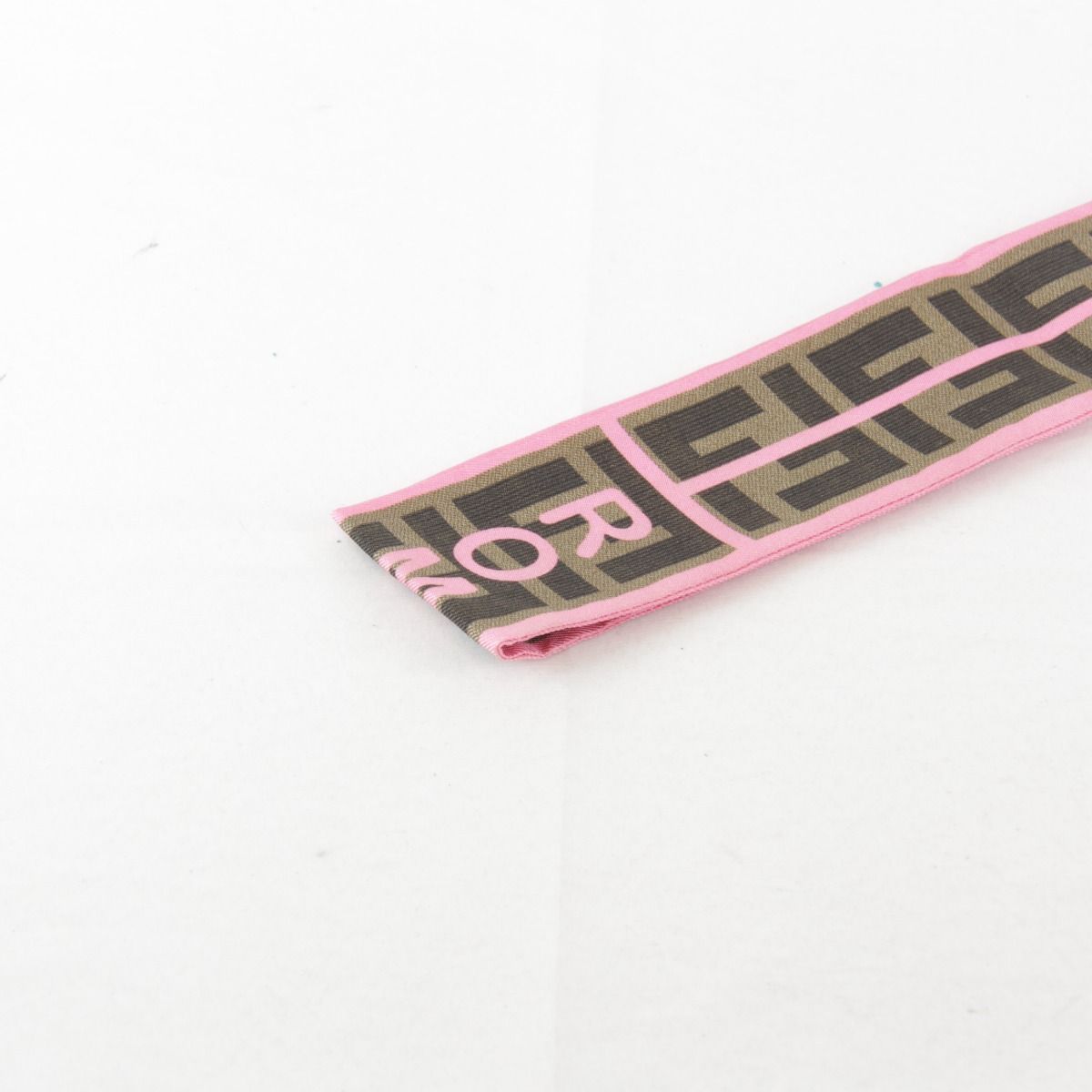 美品『USED』FENDI【フェンディ】 ラッピー ツイリー スカーフ