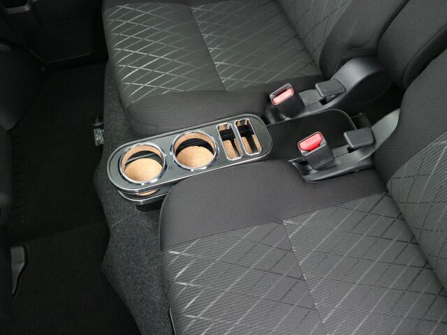 売り切り 700系アトレー 21 12~ フロントセンターカップホルダー レザーブラック BKxフルメッキ