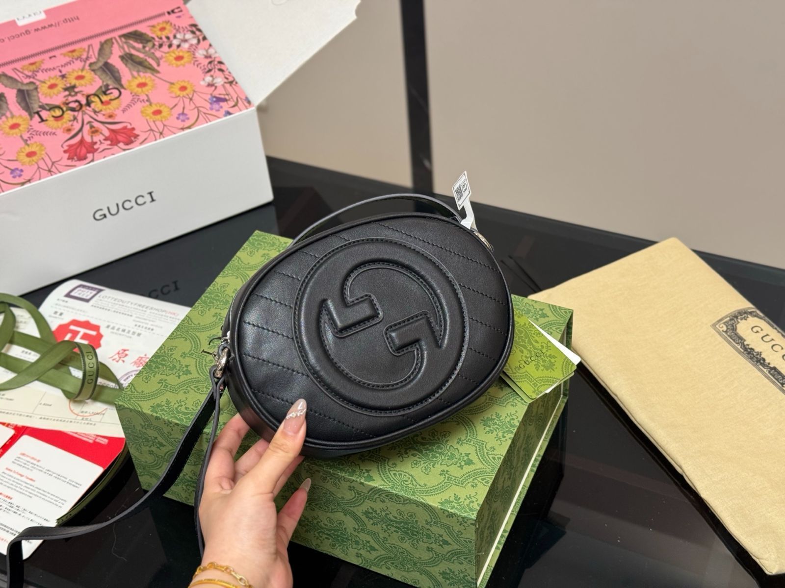 今日特価】Gucci New Camera Bag - グッチ 新型 カメラバッグ 今日特価】Gucci New Camera Bag - グッチ 新型 カメラバッグ