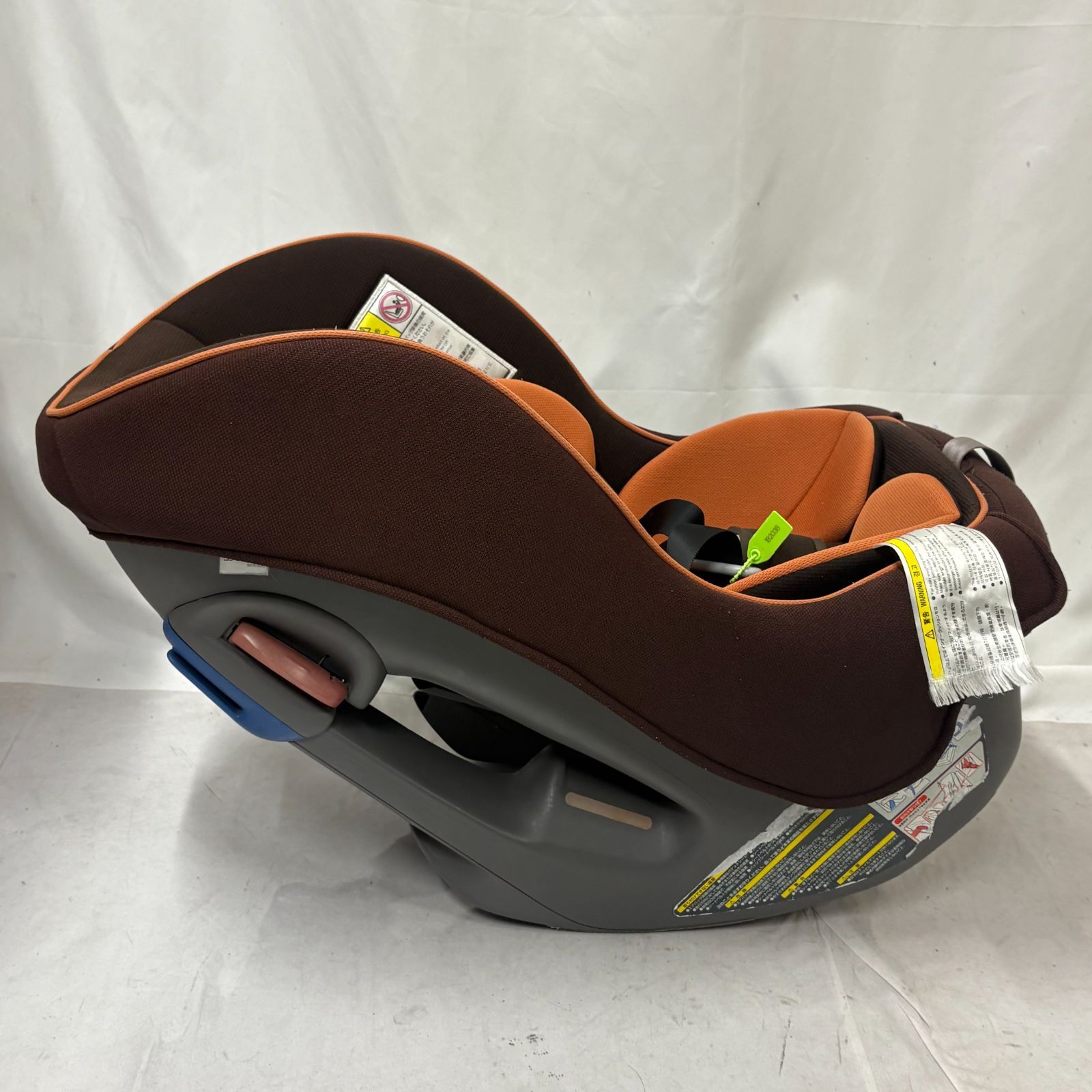 Combi コンビ ミニマグランデS UB チャイルドシート オレンジ - メルカリ