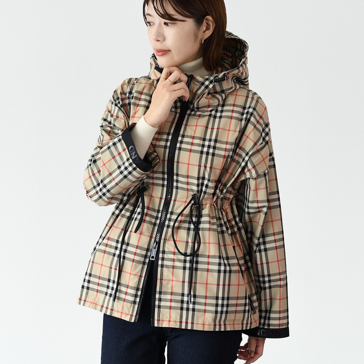 BURBERRY　バーバリー　ブルゾン　ジャケット　ベージュ　ノバチェック　L BURBERRY バーバリー アウター チェック ドローストリング ジャケット