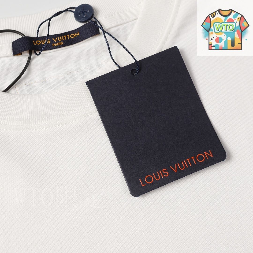 m♡出品 今日WTO】Louis Vuitton 胸前アート文字熱転写 T シャツ-DX57