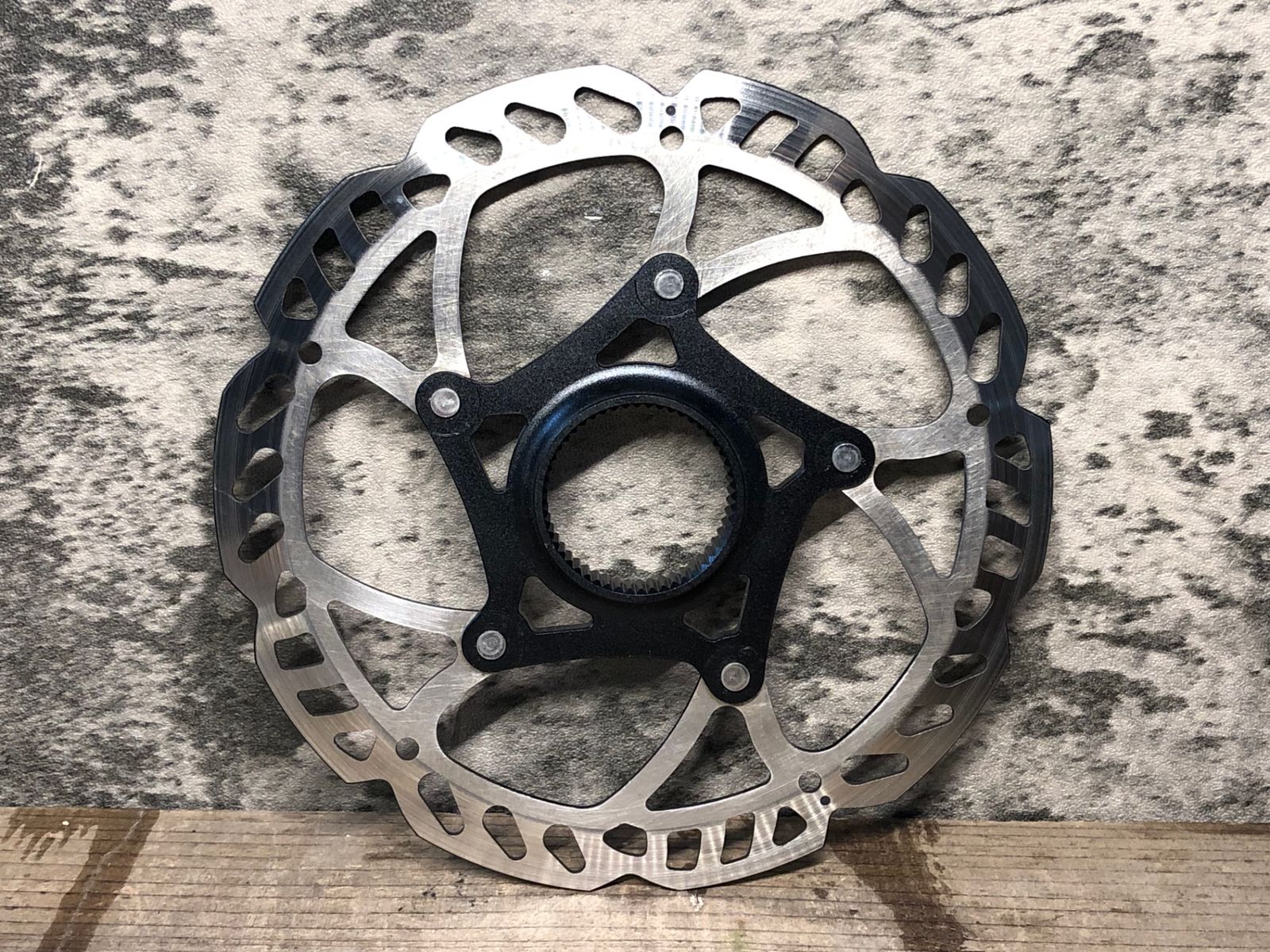 SwissStop Catalyst Pro ディスクブレーキ 160mm2枚組 Amazon | SWISS STOP(スイスストップ) [正規品] 自転車用