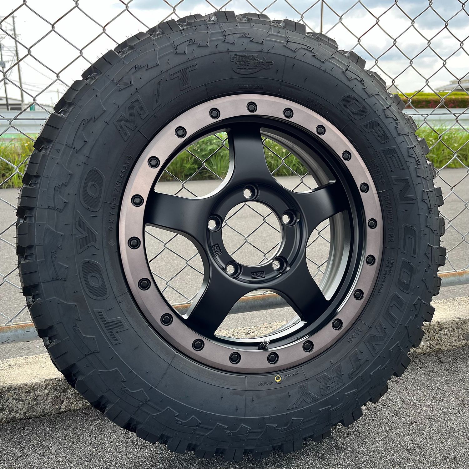 マッドタイヤ JB64 JB23 JB22 JA12 JA11 ジムニー 新品タイヤホイール4