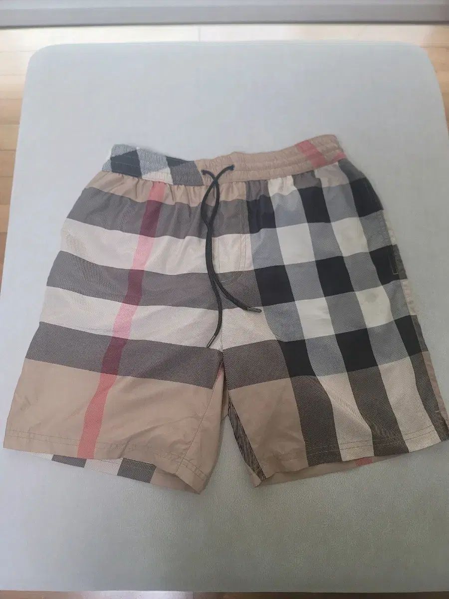 BURBERRY(バーバリー ) アーカイブ パターン メンズ ショーツ (水着) 出品