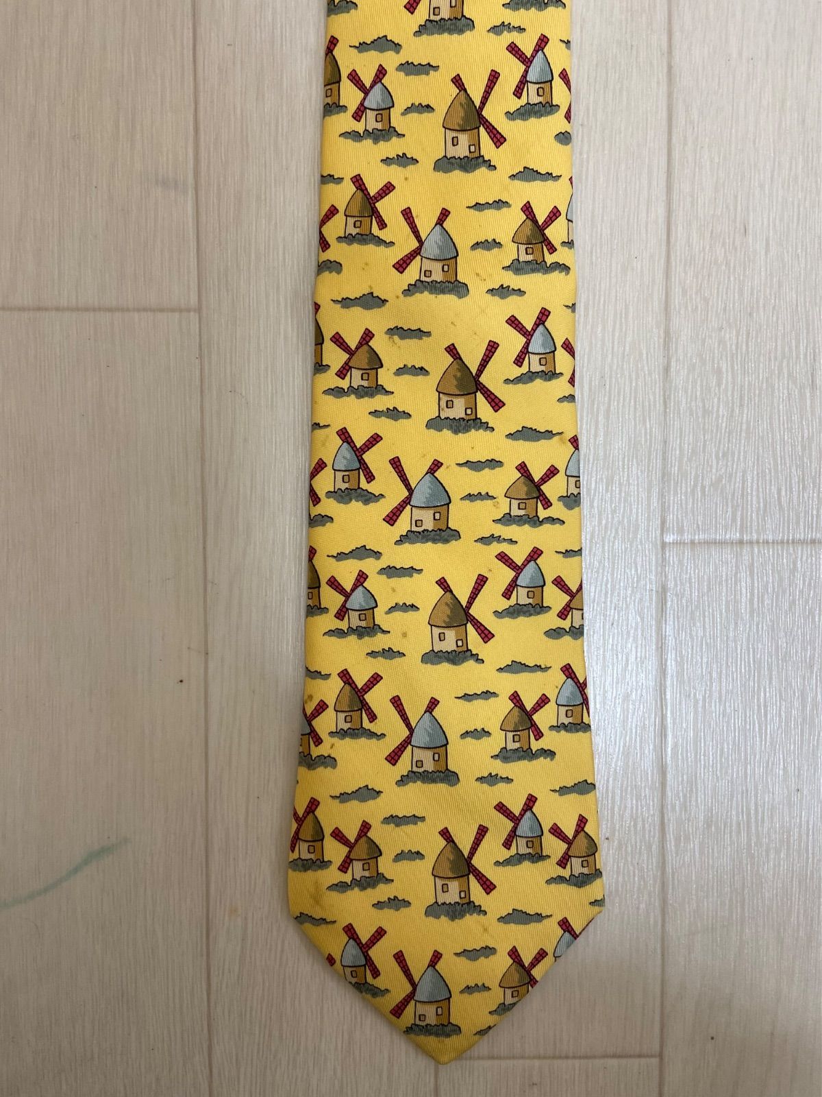 HERMES エルメス ネクタイ 未使用 イエロー シルク100％ 未使用級