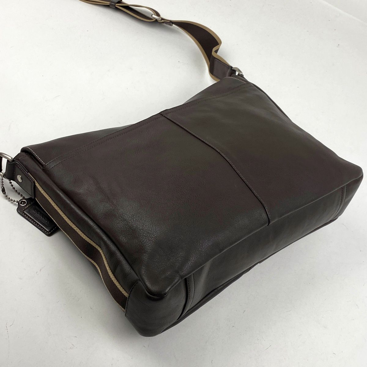 コーチ F70556 中古品 メンズ 革 ショルダーバッグ コーチ ショルダー