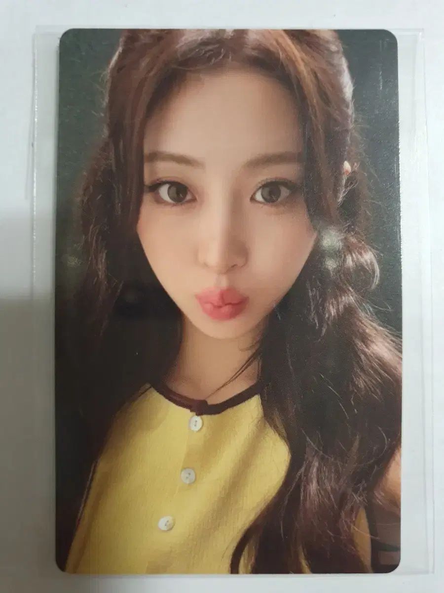 LE SSERAFIM HOT 上海 当選者 ポラ トレカ ユンジン LE SSERAFIM HOT 上海 当選者 ポラ トレカ ユンジン LE SSERAFIM HOT