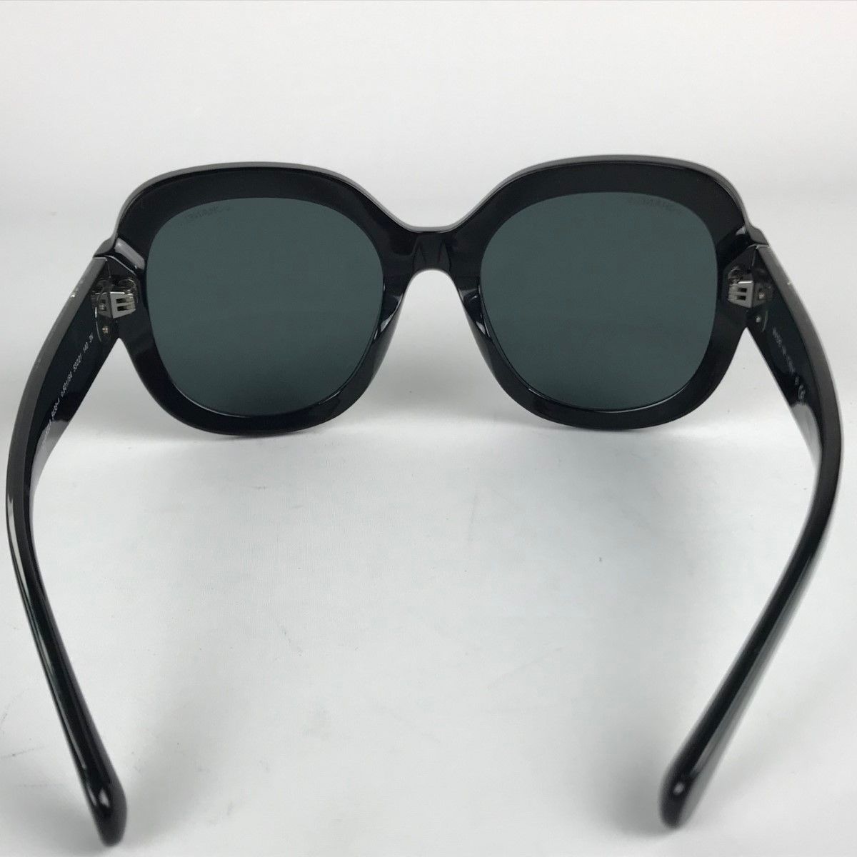 Chanel シャネル　ブラック サングラス ケース付き □□CHANEL シャネル サングラス ケース付 5433-A ブラック
