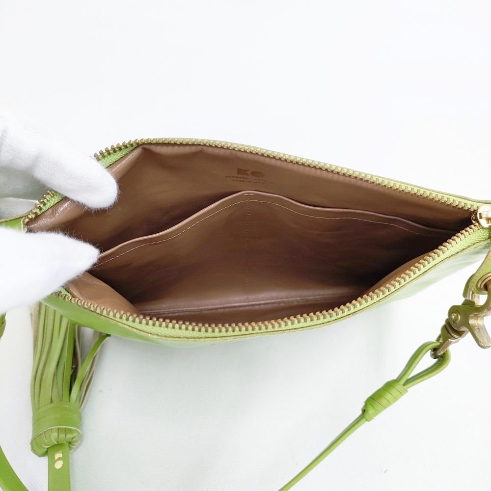 KO ケイオー 岡本敬子 レザー タッセル付きフラットバッグ クラッチ