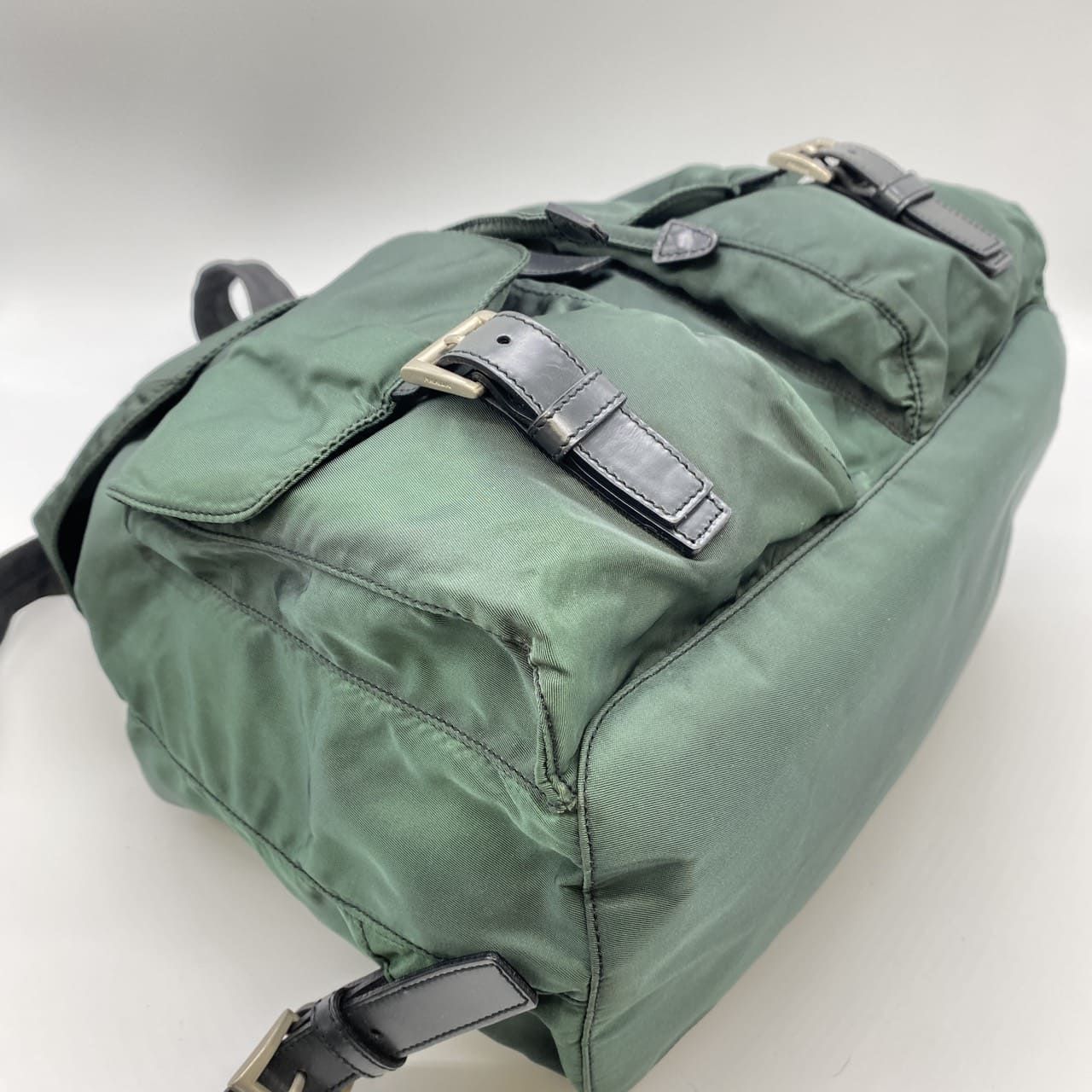s*u様 PRADA ナイロン90s カーキーバックパック vintage