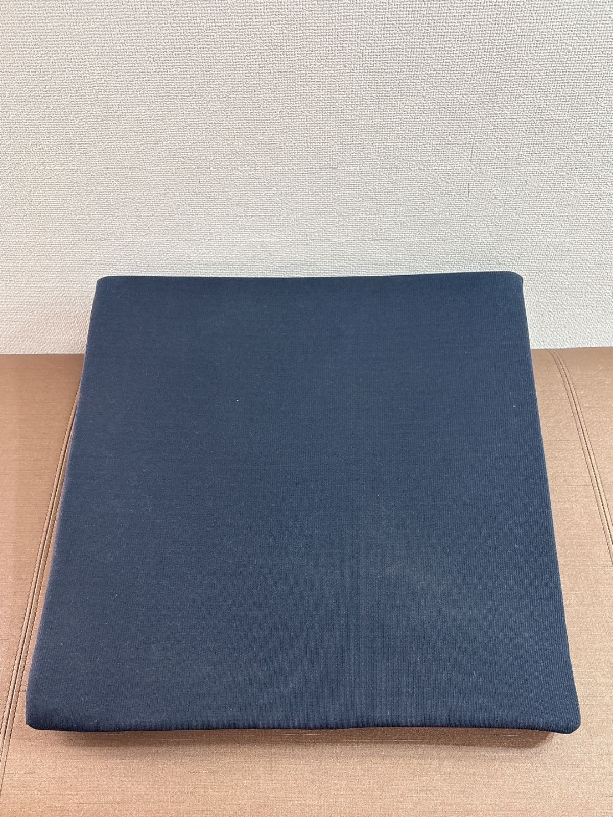 新品　TEMPUR シートウェッジ クッション ブルー 12600円相当 新品 TEMPUR シートウェッジ クッション ブルー 12600円相当