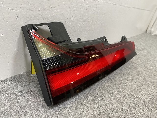 mimura様♡専用ページ ノア NOAH 90系/MZRA90W/MZRA95W ハイブリッド/ZWR90W/ZWR95W 純正 左