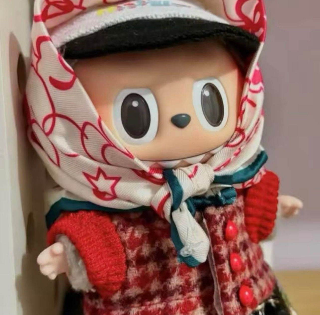 新品】LABUBU ラブブ G-DRAGON ジヨン 4点セット 着せ替 服