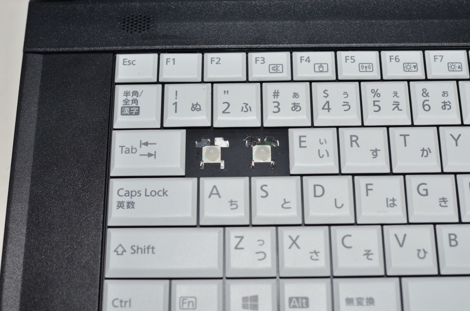 中古訳アリノートパソコン 富士通 A5510/D core i3-10110U 中古訳アリノートパソコン 富士通 A5510/D core i3-10110U 爆速