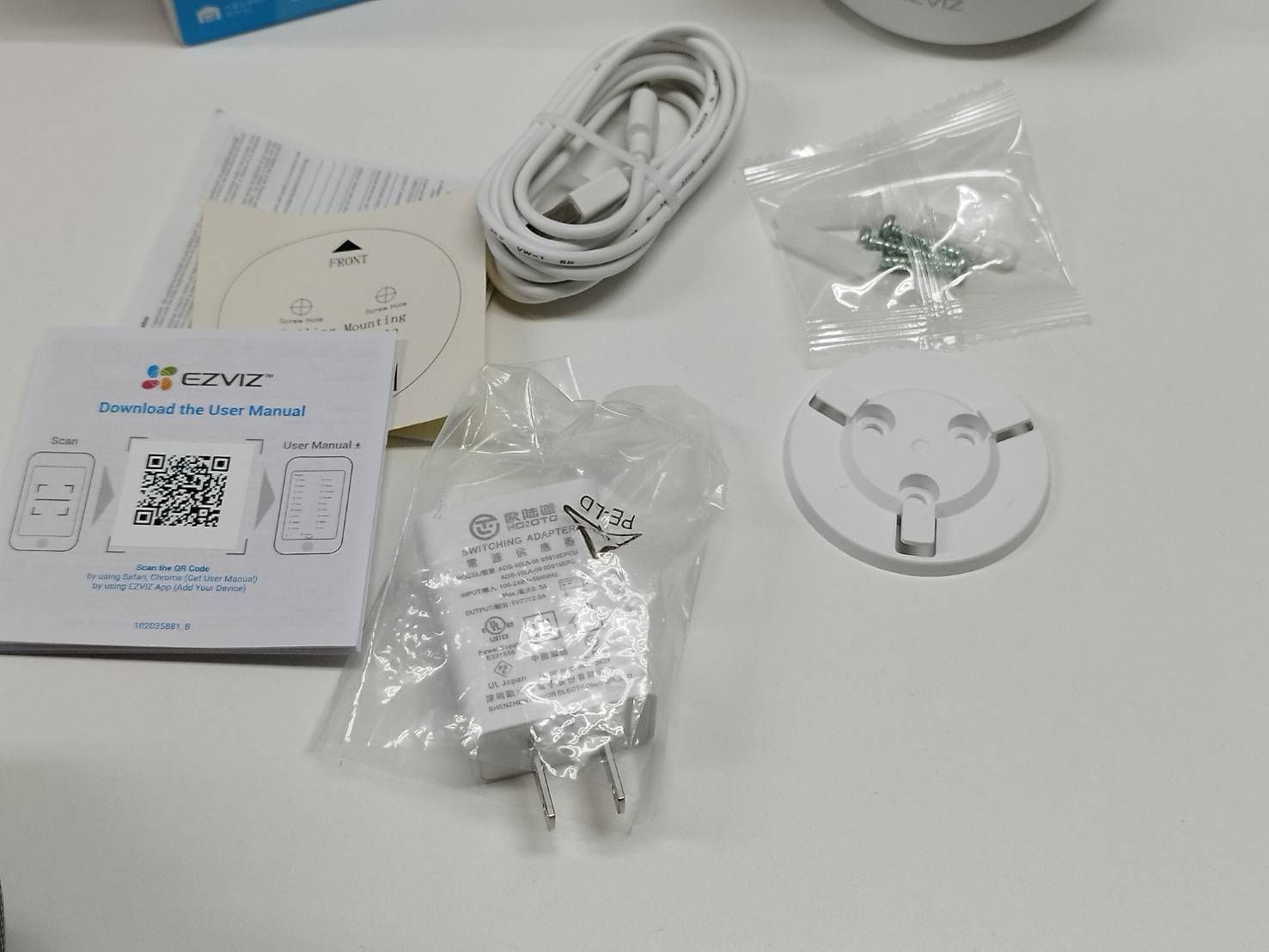 EZVIZ スマートホームカメラ CS-TY1