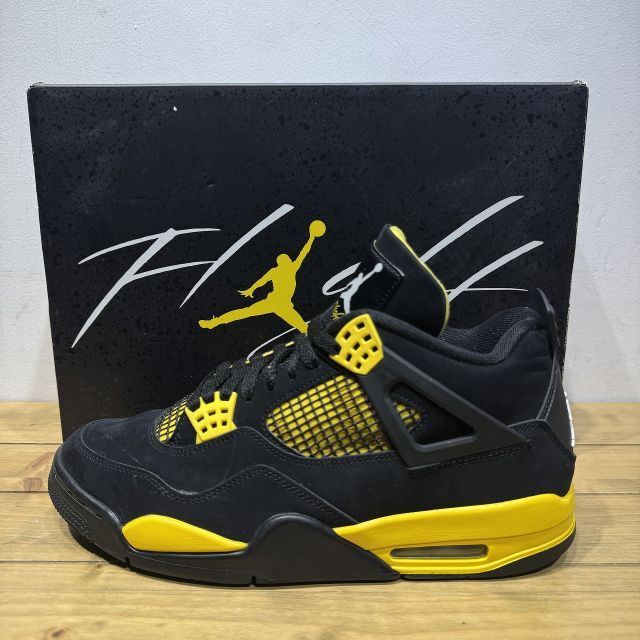 【値下げしました】エアジョーダン4 サンダー28.5㎝ NIKE 2023 AIR JORDAN 4 RETRO 