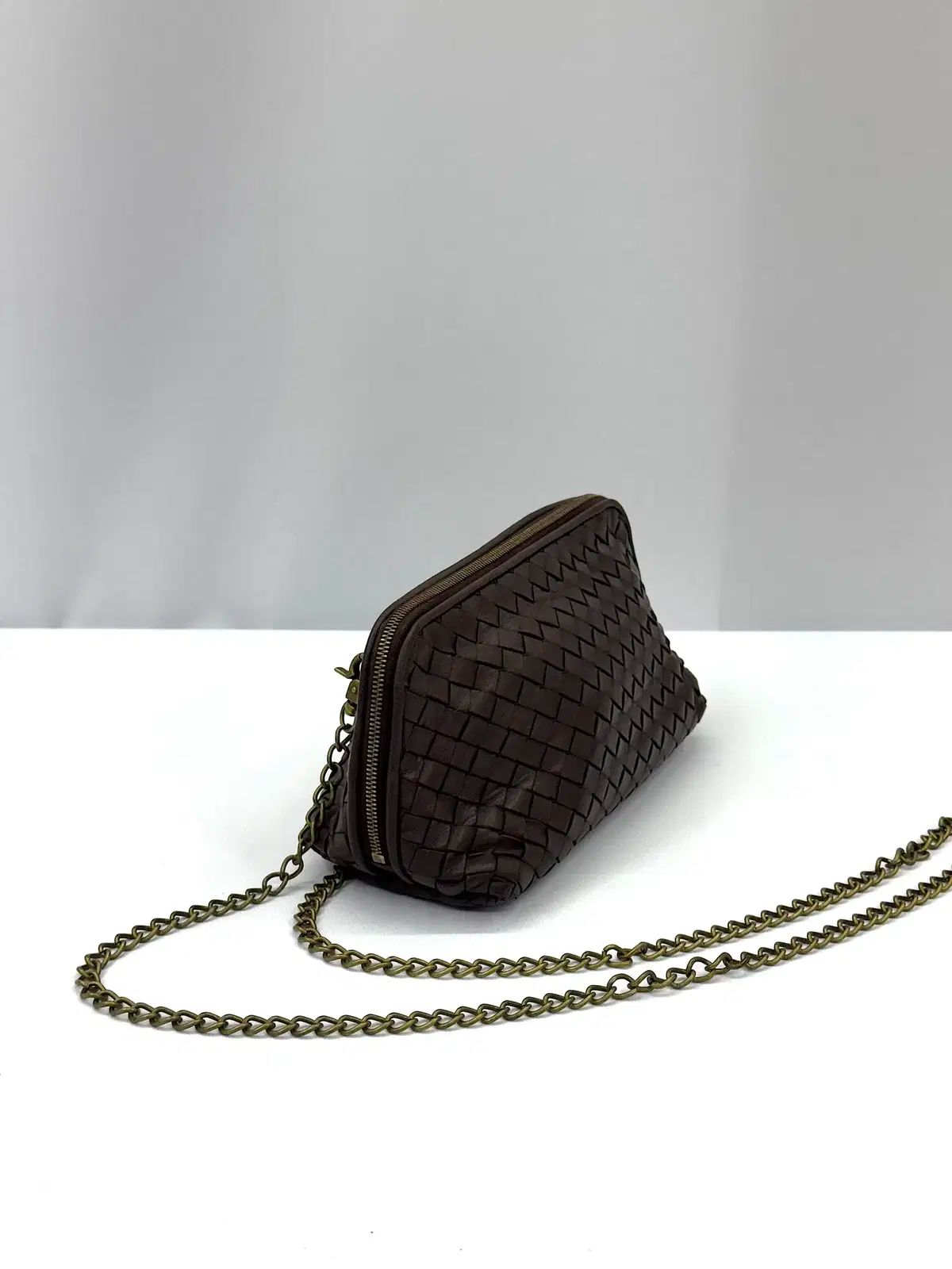 実際の写真) Bottega Veneta(ボッテガヴェネタ) イントレ 実際の写真) Bottega Veneta(ボッテガヴェネタ) イントレ