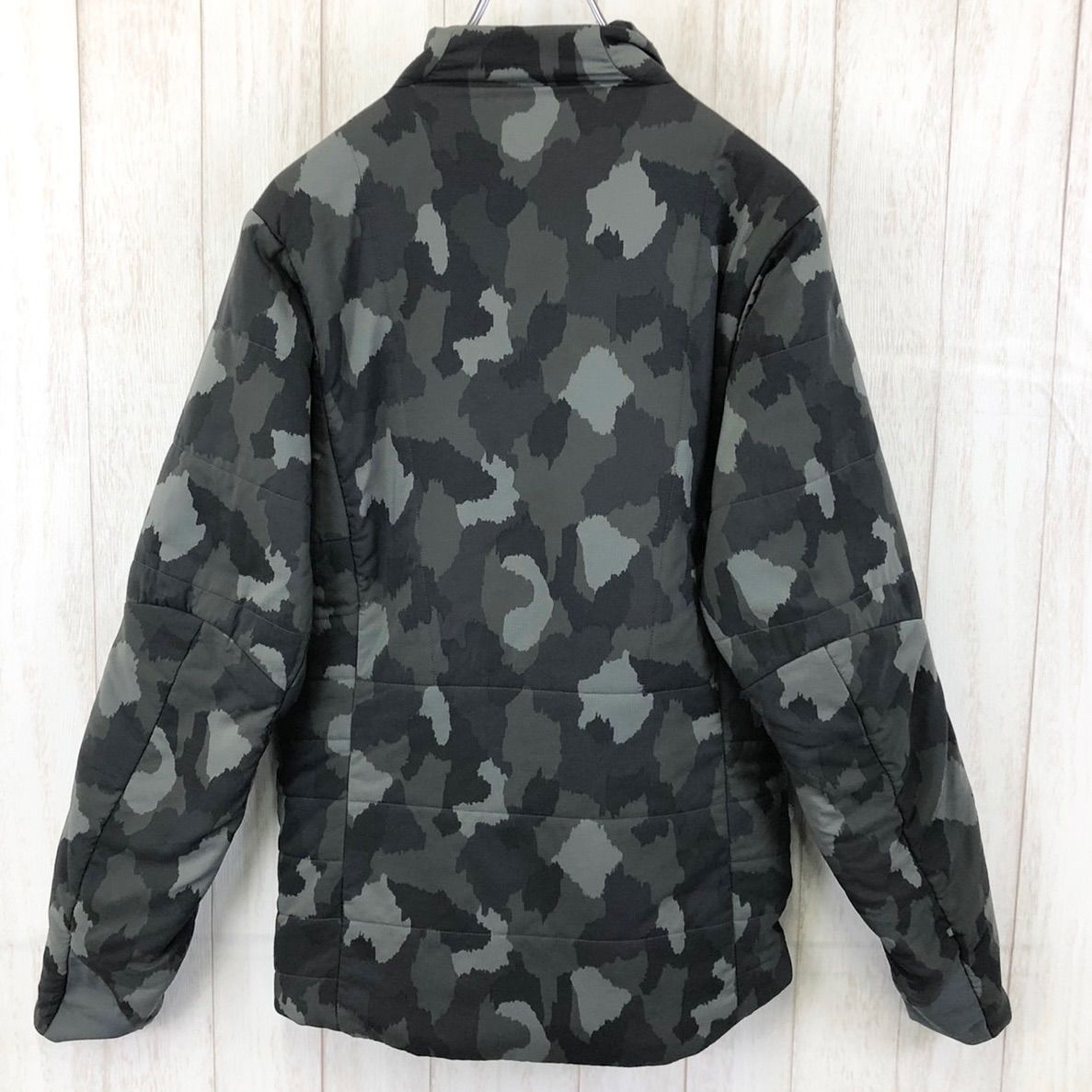 patagonia パタゴニア 総柄 中綿入り ナイロンジャケット ブルゾン